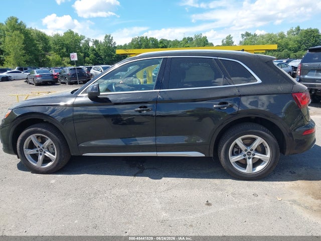 2021 Audi Q5 Premium 45 Tfsi Quattro S Tronic მანქანა იყიდება აუქციონზე, vin: WA1AAAFY9M2078169, აუქციონის ნომერი: 45441529