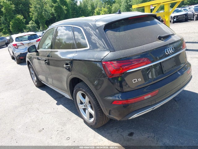2021 Audi Q5 Premium 45 Tfsi Quattro S Tronic მანქანა იყიდება აუქციონზე, vin: WA1AAAFY9M2078169, აუქციონის ნომერი: 45441529