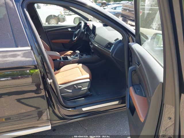 2021 Audi Q5 Premium 45 Tfsi Quattro S Tronic მანქანა იყიდება აუქციონზე, vin: WA1AAAFY9M2078169, აუქციონის ნომერი: 45441529