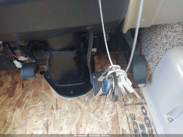 Ford F53 2017 1F66F5DY2H0A18570 Image 11