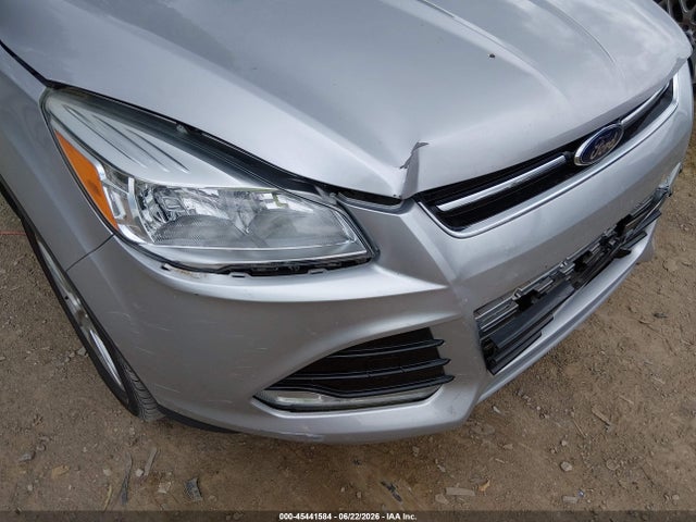 45441584 :رقم المزاد ، 1FMCU0JX5GUC34419 vin ، 2016 Ford Escape Titanium مزاد بيع
