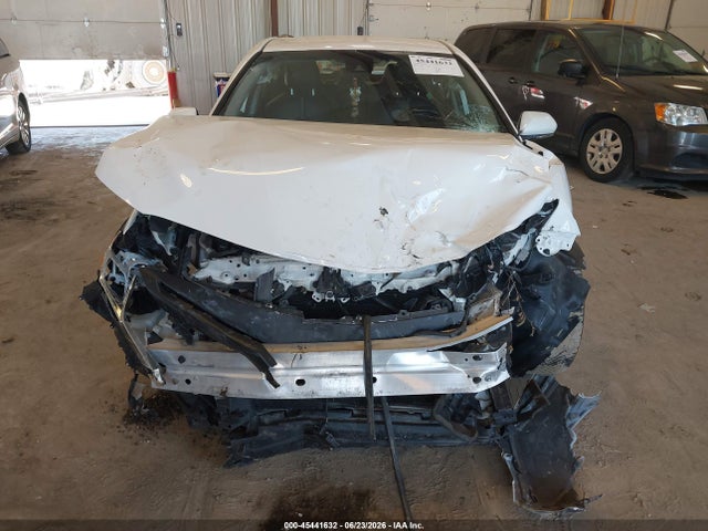 45441632 :رقم المزاد ، 4T1G11AK3LU975361 vin ، 2020 Toyota Camry Se مزاد بيع