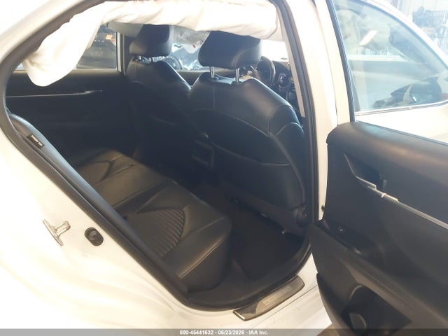 45441632 :رقم المزاد ، 4T1G11AK3LU975361 vin ، 2020 Toyota Camry Se مزاد بيع