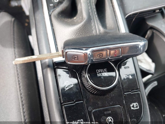 Продажа на аукционе авто 2025 Kia Sportage Lx, vin: KNDPU3DF8S7371615, номер лота: 45441698