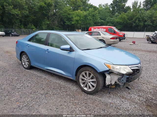 45441733 :رقم المزاد ، 4T4BF1FK7ER337594 vin ، 2014 Toyota Camry Xle مزاد بيع
