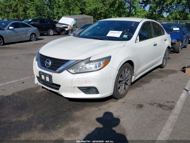 2016 Nissan Altima 2.5 Sv მანქანა იყიდება აუქციონზე, vin: 1N4AL3AP8GC198737, აუქციონის ნომერი: 45441741