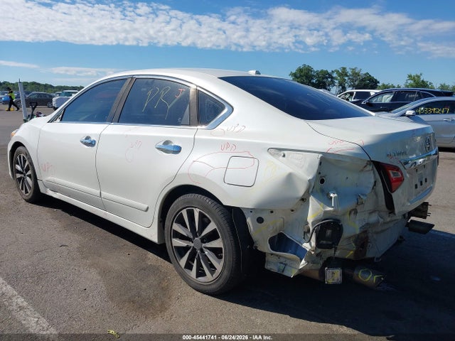 2016 Nissan Altima 2.5 Sv მანქანა იყიდება აუქციონზე, vin: 1N4AL3AP8GC198737, აუქციონის ნომერი: 45441741
