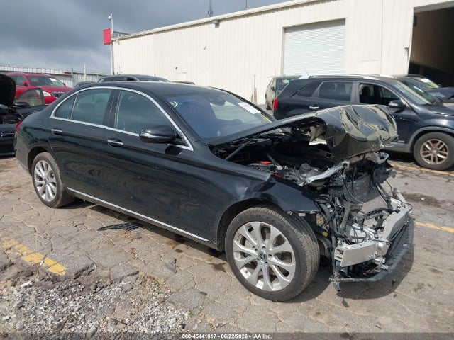 Продаж на аукціоні авто 2017 Mercedes-benz E 300 4matic, vin: WDDZF4KB7HA255011, номер лоту: 45441817