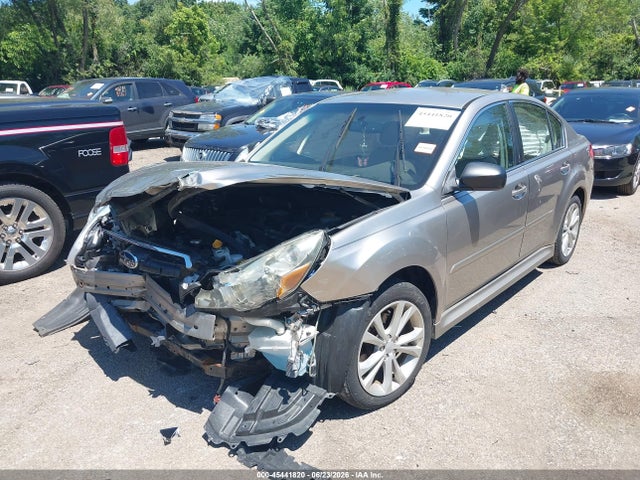 45441820 :رقم المزاد ، 4S3BMBA6XE3028809 vin ، 2014 Subaru Legacy 2.5i مزاد بيع
