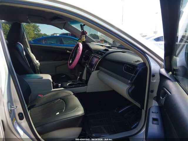 45441845 :رقم المزاد ، 4T1BF1FK5EU452429 vin ، 2014 Toyota Camry Le مزاد بيع