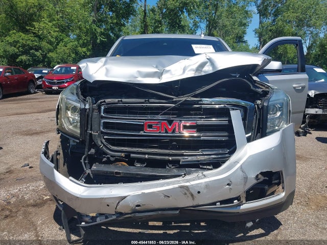 45441853 :رقم المزاد ، 1GKS2GKC9JR239423 vin ، 2018 Gmc Yukon Xl Slt مزاد بيع