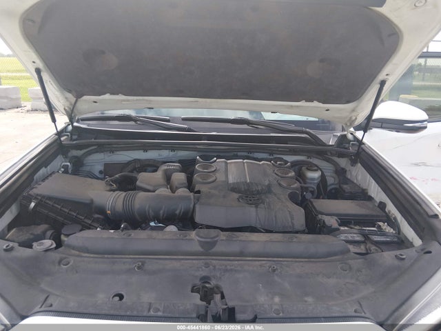 Toyota 4runner Sr5 Premium 2022 JTEFU5JR1N5256940 Image 10