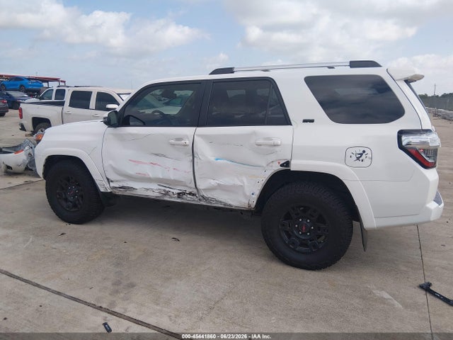 Toyota 4runner Sr5 Premium 2022 JTEFU5JR1N5256940 Image 14