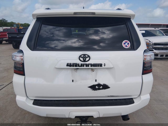 Toyota 4runner Sr5 Premium 2022 JTEFU5JR1N5256940 Image 16