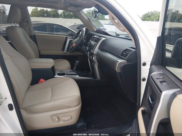 Toyota 4runner Sr5 Premium 2022 JTEFU5JR1N5256940 Image 5