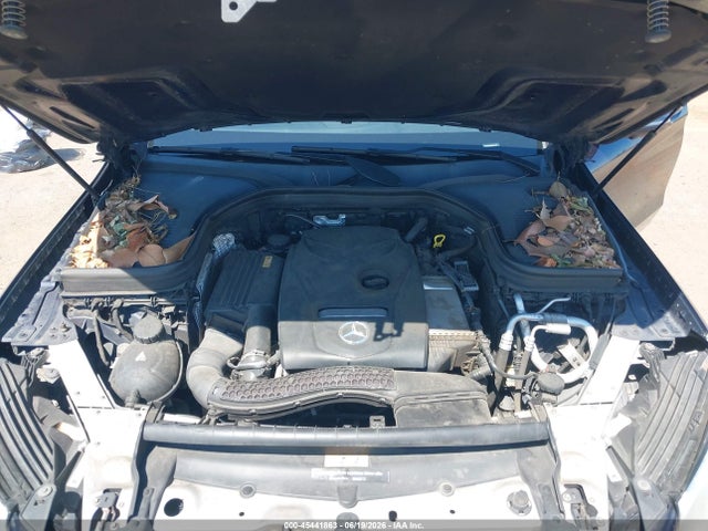 WDC0G4KB5GF065218 Mercedes-Benz Glc 300 4matic
