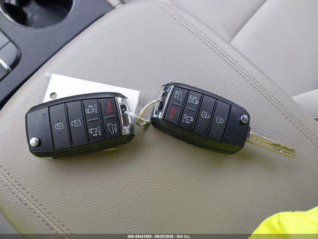 KIA SEDONA LX 2020 KNDMB5C18L6610355 Image 11