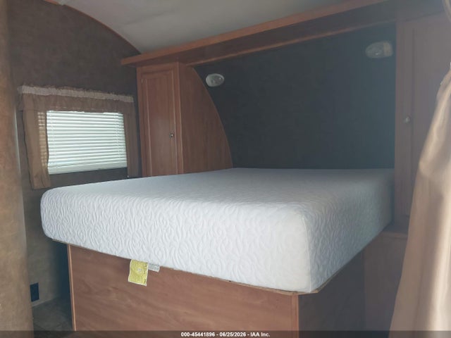 2014 Forest River Oasis მანქანა იყიდება აუქციონზე, vin: 5ZT2SSKB2EE003021, აუქციონის ნომერი: 45441896