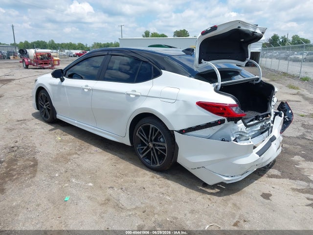 Toyota CAMRY XSE 2025 4T1DBADK3SU023955 Image 3