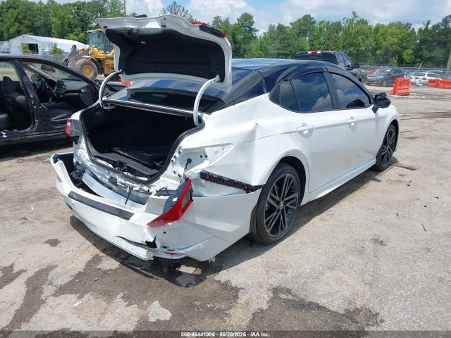 Toyota CAMRY XSE 2025 4T1DBADK3SU023955 Image 4