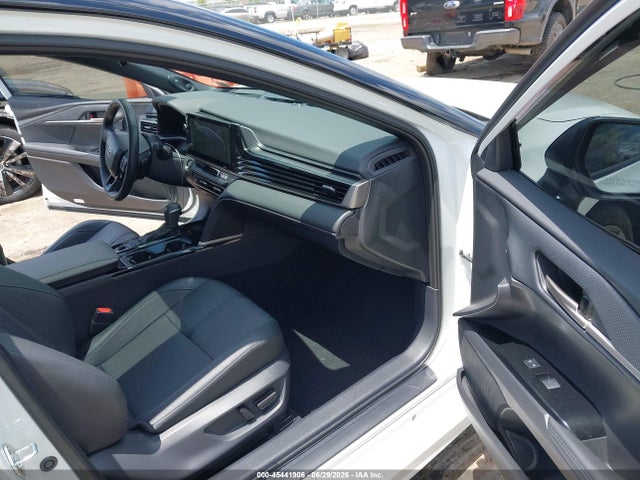 Toyota CAMRY XSE 2025 4T1DBADK3SU023955 Image 5