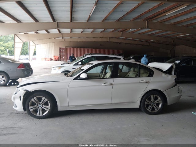 2016 Bmw 328i მანქანა იყიდება აუქციონზე, vin: WBA8E9G53GNT44085, აუქციონის ნომერი: 45441934