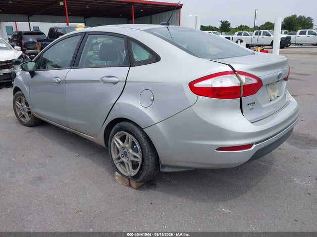 Ford FIESTA SE 2019 3FADP4BJ1KM119806 Image 3