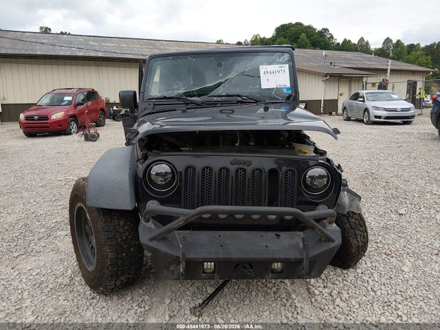 Продажа на аукционе авто 2015 Jeep Wrangler Unlimited Willys Wheeler, vin: 1C4BJWDG1FL588241, номер лота: 45441973