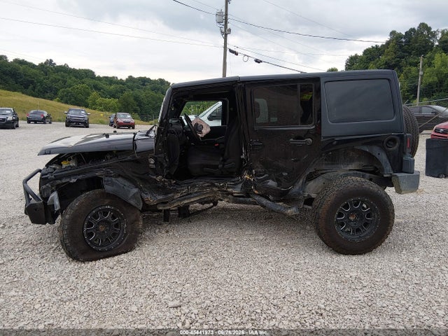 Продажа на аукционе авто 2015 Jeep Wrangler Unlimited Willys Wheeler, vin: 1C4BJWDG1FL588241, номер лота: 45441973