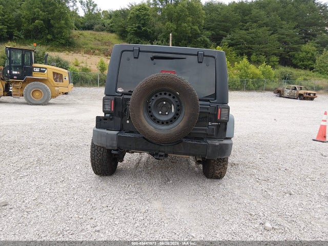 Продажа на аукционе авто 2015 Jeep Wrangler Unlimited Willys Wheeler, vin: 1C4BJWDG1FL588241, номер лота: 45441973