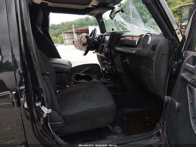 Продажа на аукционе авто 2015 Jeep Wrangler Unlimited Willys Wheeler, vin: 1C4BJWDG1FL588241, номер лота: 45441973