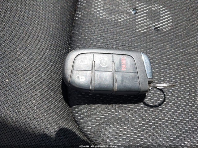 Продаж на аукціоні авто 2017 Jeep Renegade Latitude, vin: ZACCJABB3HPE46485, номер лоту: 45441978