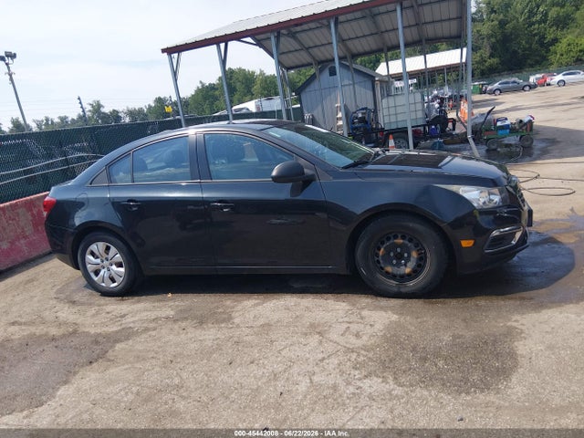 2015 Chevrolet Cruze Ls Auto მანქანა იყიდება აუქციონზე, vin: 1G1PA5SG8F7300896, აუქციონის ნომერი: 45442008