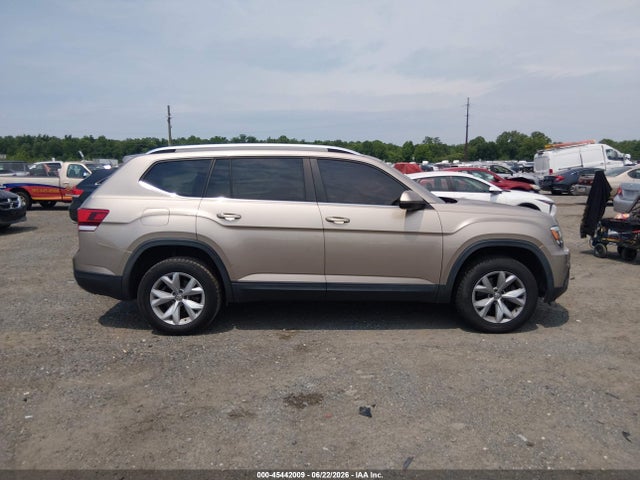 2018 Volkswagen Atlas 3.6l V6 Se მანქანა იყიდება აუქციონზე, vin: 1V2CR2CAXJC509109, აუქციონის ნომერი: 45442009
