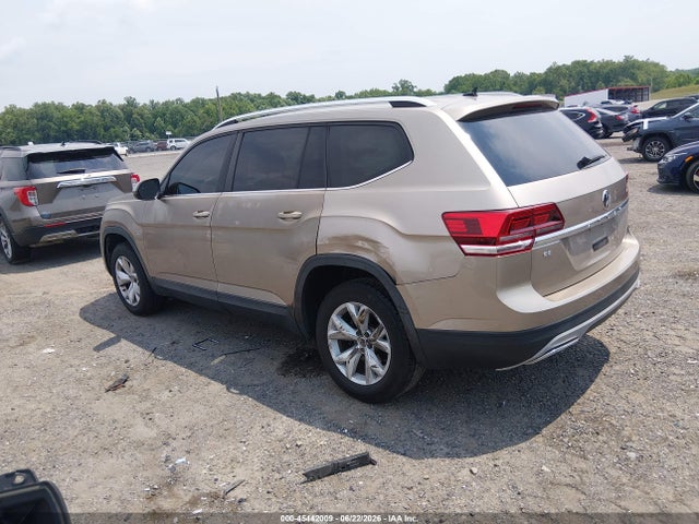2018 Volkswagen Atlas 3.6l V6 Se მანქანა იყიდება აუქციონზე, vin: 1V2CR2CAXJC509109, აუქციონის ნომერი: 45442009