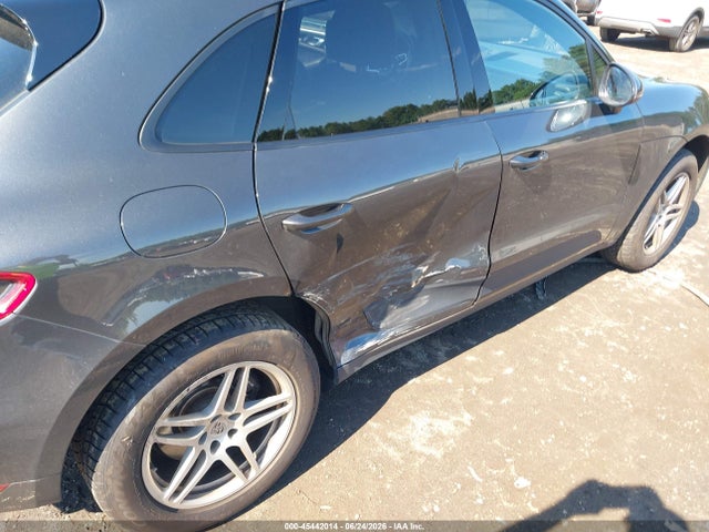 Aukcja sprzedaży 2018 Porsche Macan, vin: WP1AA2A56JLB02974, numer aukcji: 45442014