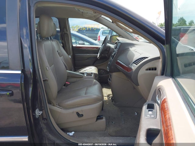 2012 Chrysler Town & Country Touring-l მანქანა იყიდება აუქციონზე, vin: 2C4RC1CG7CR162229, აუქციონის ნომერი: 45442037