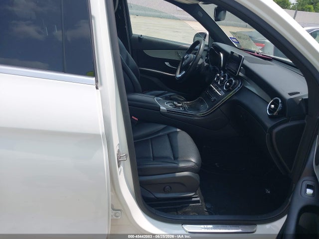 45442083 :رقم المزاد ، WDC0G4JB9KF605552 vin ، 2019 Mercedes-benz Glc 300 مزاد بيع