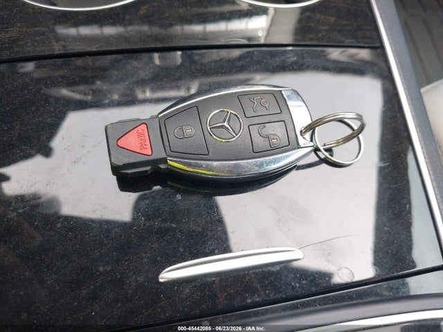 2014 Mercedes-benz E 350 მანქანა იყიდება აუქციონზე, vin: WDDKK5KF3EF261926, აუქციონის ნომერი: 45442085