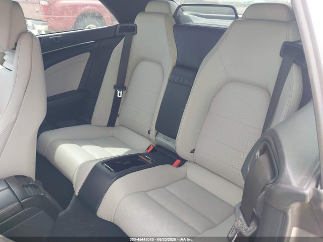 2014 Mercedes-benz E 350 მანქანა იყიდება აუქციონზე, vin: WDDKK5KF3EF261926, აუქციონის ნომერი: 45442085