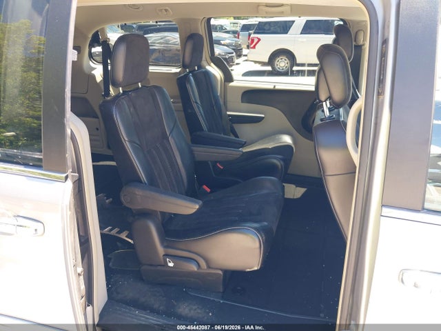 Продажа на аукционе авто 2014 Chrysler Town & Country Touring-l 30th Anniversary, vin: 2C4RC1CG7ER424673, номер лота: 45442087