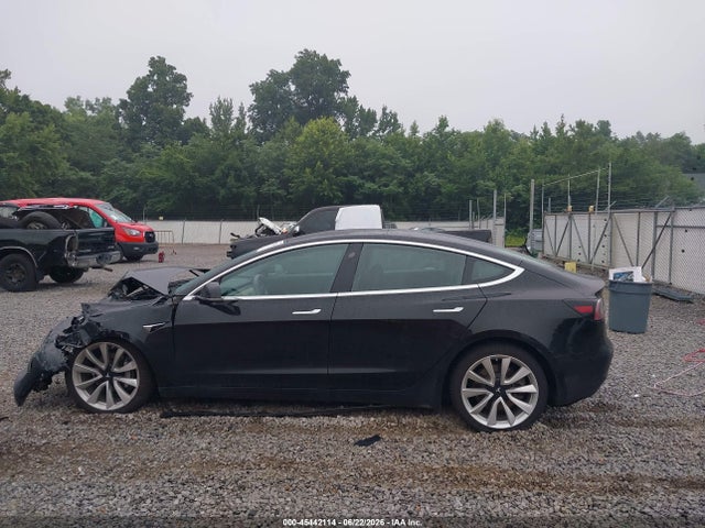 Aukcja sprzedaży 2018 Tesla Model 3 Long Range/performance, vin: 5YJ3E1EBXJF186681, numer aukcji: 45442114