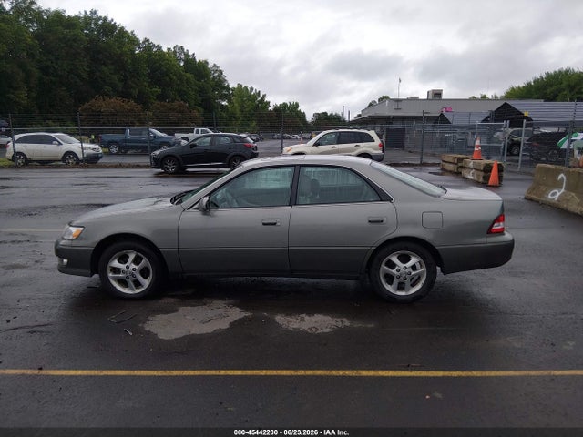 45442200 :رقم المزاد ، JT8BF28G4Y0263073 vin ، 2000 Lexus Es 300 مزاد بيع