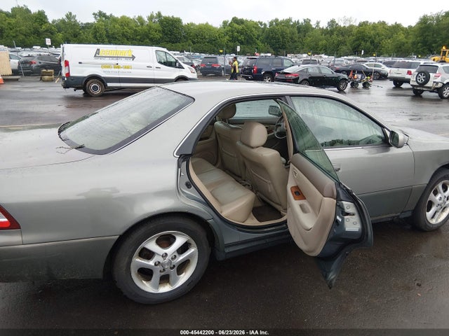 45442200 :رقم المزاد ، JT8BF28G4Y0263073 vin ، 2000 Lexus Es 300 مزاد بيع
