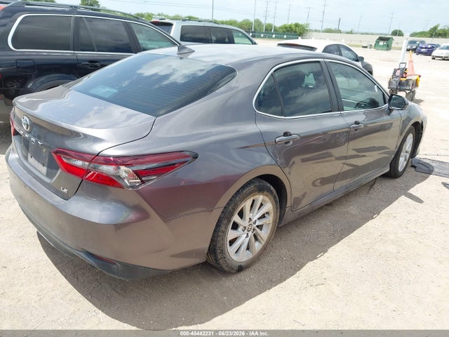 Toyota CAMRY LE 2024 4T1C11AKXRU862241 Image 4