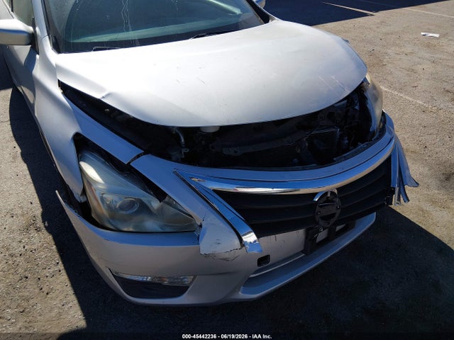 Nissan Altima 2.5 S 2015 1N4AL3AP2FC177901 Image 13