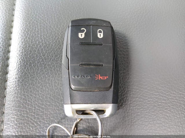 45442242 :رقم المزاد ، 3C7WRNEL7RG349832 vin ، 2024 Ram 5500 Chassis Tradesman/slt/laramie/limited مزاد بيع