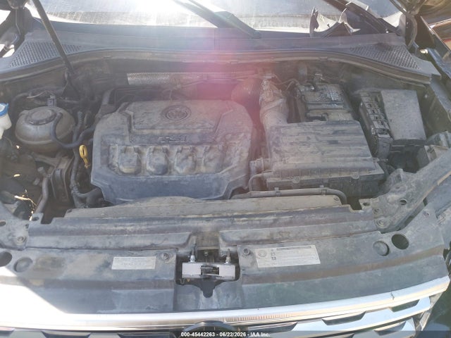 Продаж на аукціоні авто 2018 Volkswagen Tiguan 2.0t Sel Premium, vin: 3VV5B7AX5JM192200, номер лоту: 45442263