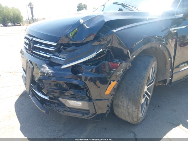 Продаж на аукціоні авто 2018 Volkswagen Tiguan 2.0t Sel Premium, vin: 3VV5B7AX5JM192200, номер лоту: 45442263