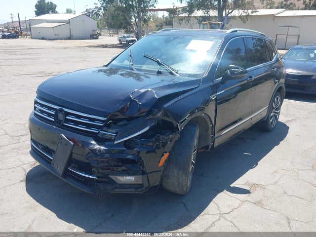 Продаж на аукціоні авто 2018 Volkswagen Tiguan 2.0t Sel Premium, vin: 3VV5B7AX5JM192200, номер лоту: 45442263